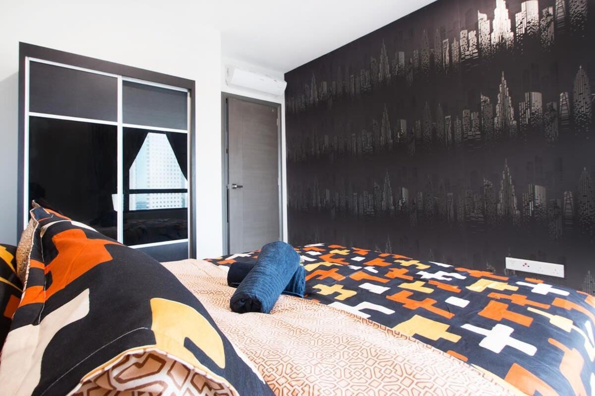 Modern, High Floor Suasana Suites 05 In Jb Johor Bahru Exterior photo