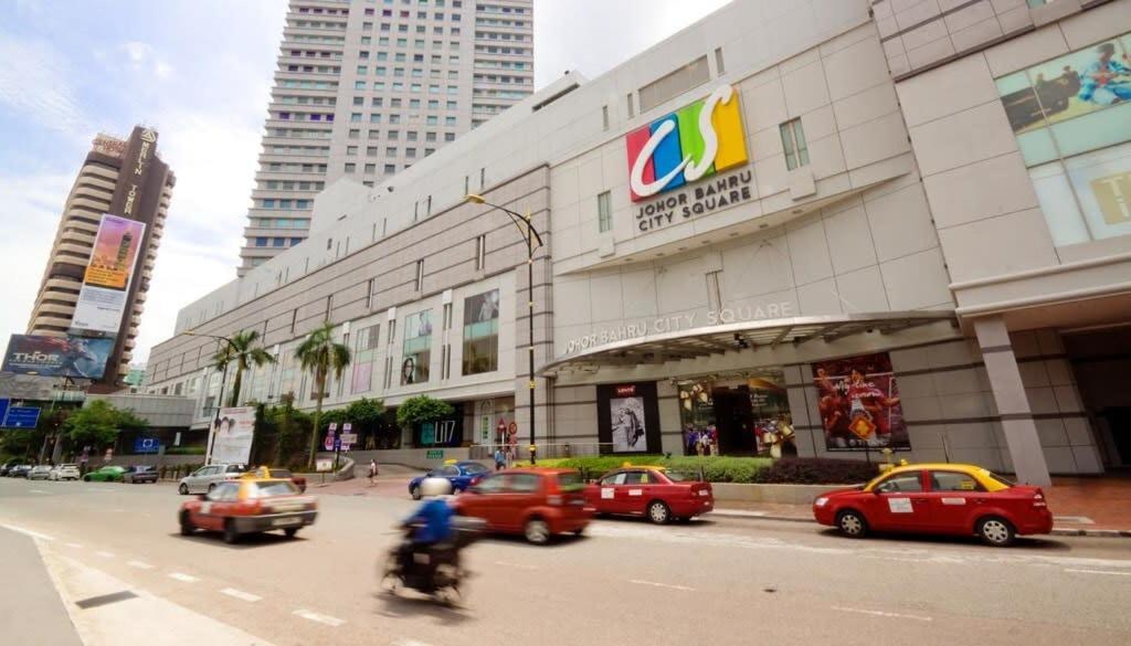 Modern, High Floor Suasana Suites 05 In Jb Johor Bahru Exterior photo