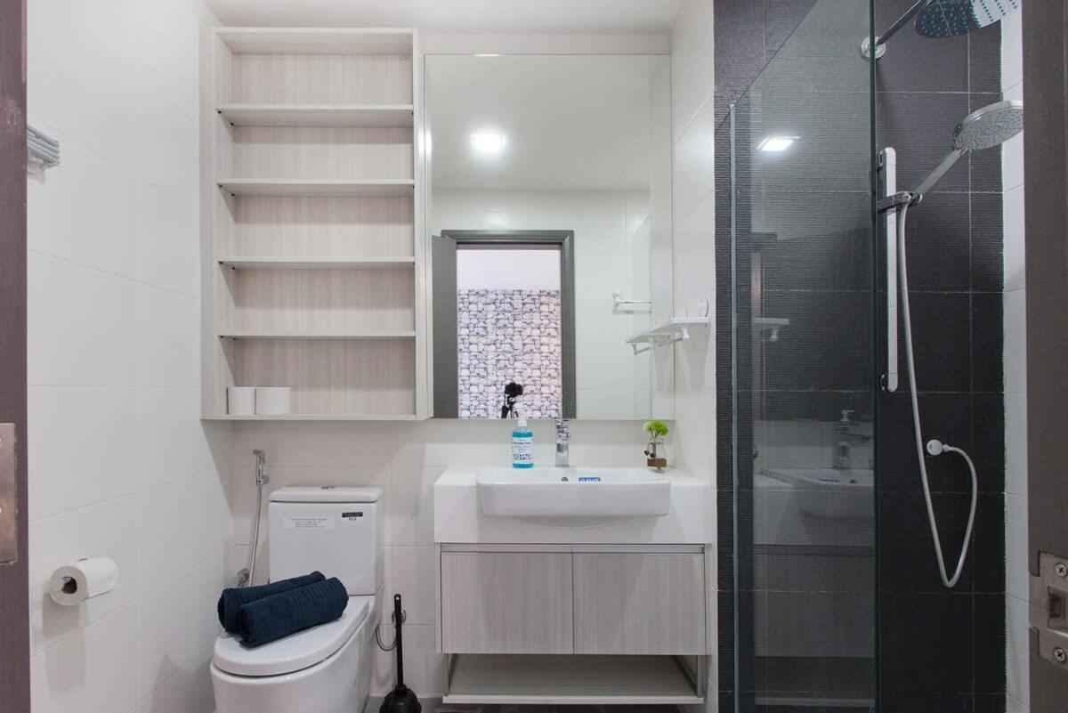 Modern, High Floor Suasana Suites 05 In Jb Johor Bahru Exterior photo